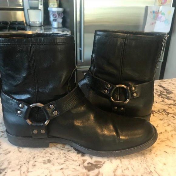 Frye Women's Harness Short Black Ankle Boot sz 8 - Picture 4 of 7